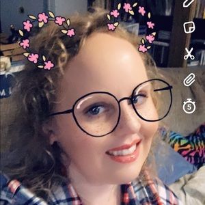 Meet your Posher, Leah